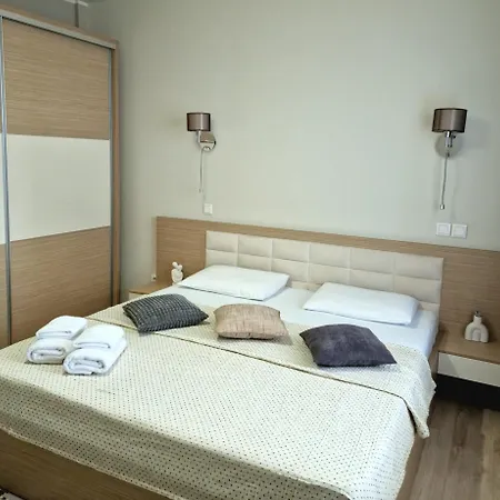 Lizzyhome Apartment